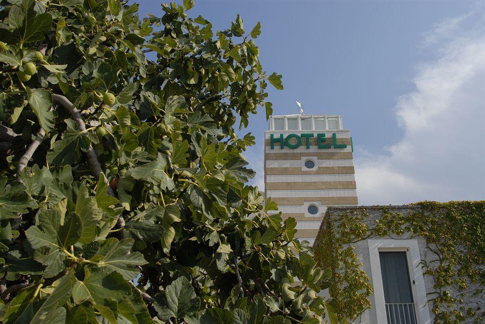 Hotel Vecchio Mulino Монополи Екстериор снимка