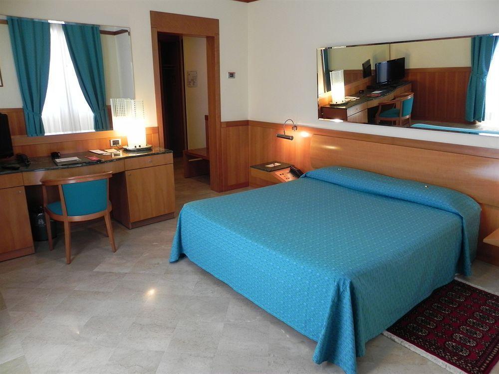 Hotel Vecchio Mulino Монополи Екстериор снимка