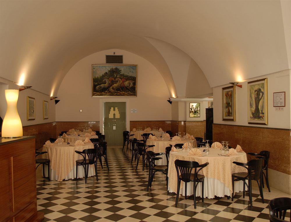Hotel Vecchio Mulino Монополи Екстериор снимка